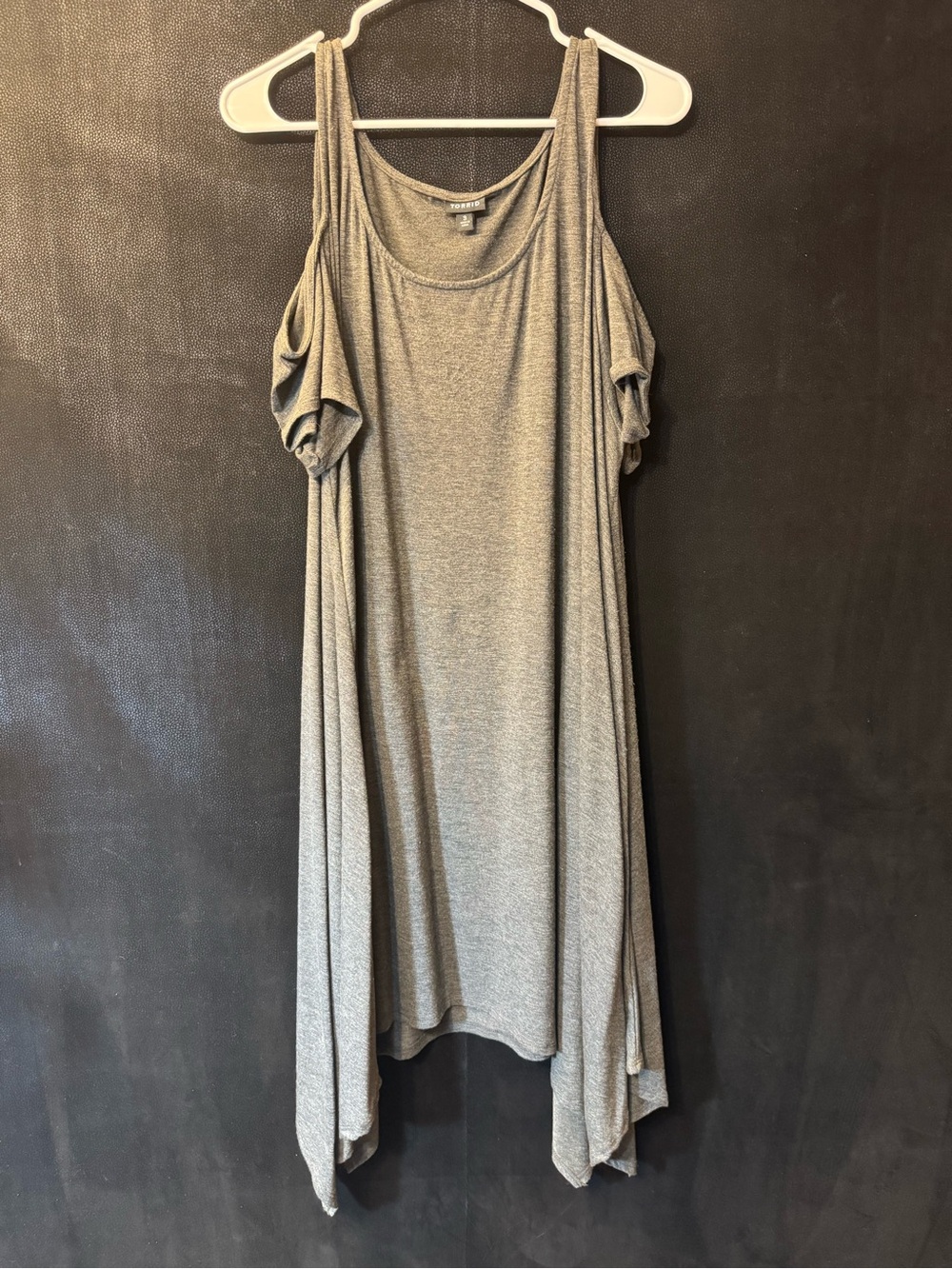 Torrid Womens Size 3 Gray Cold Shoulder Handkerchief Hem Swing Dress Plus